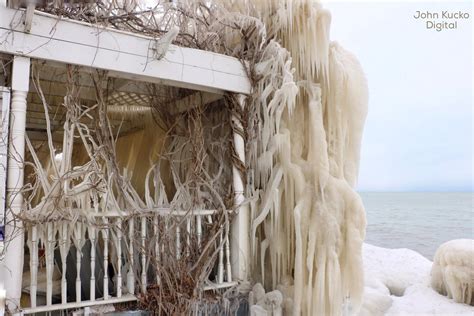 Photos Of An Ice House After A Winter Storm At Lake Ontario Petapixel