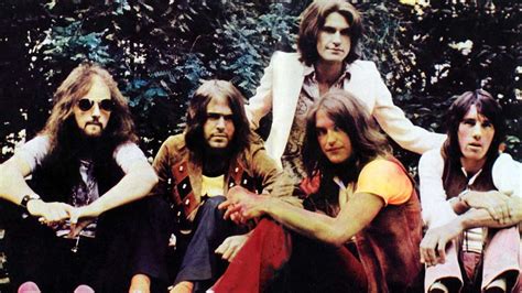 Music Flashback “lola” By The Kinks