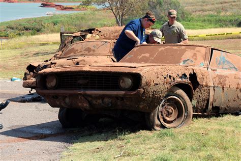 5 Bodies In Submerged Cars Reopen 40 Year Cold Cases New York Post