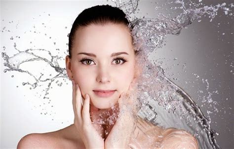 10 Effective Ways To Hydrate Your Skin