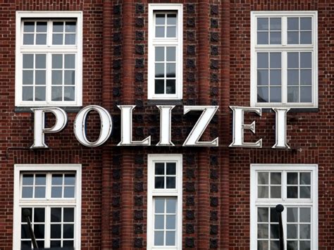 Linken Politiker Van Aken Kritisiert Hamburger Sicherheitsbehörden
