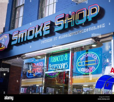 A Smoke Shop In Downtown Brooklyn In New York Stock Photo Alamy