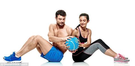 Ny Personal Trainer Shares The Ultimate Couples Workout Daily Mail Online