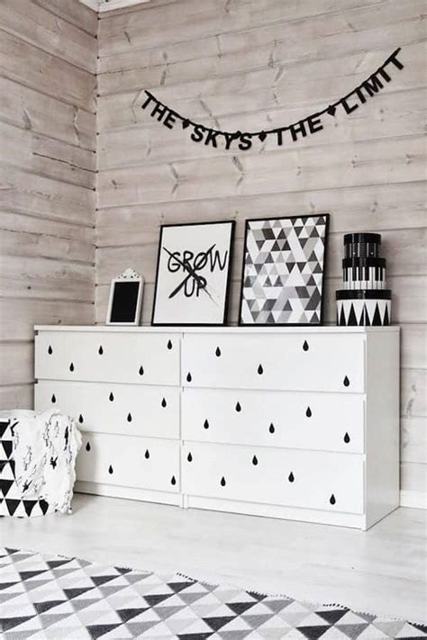 7 Monochrome Kids Rooms That Are Anything But Boring