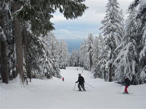 Grouse Mountain Skiing Mountain Review Canada Travel Grouse