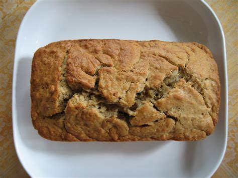 The star of the cake, . Sumptuous Flavours: Banana Walnut Cake 核桃香蕉蛋糕