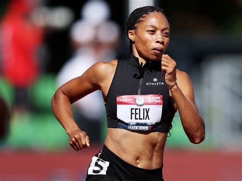 Allyson Felix Butt рџЊ€200m Win Caps A Golden Night For Felix Rediff Sports