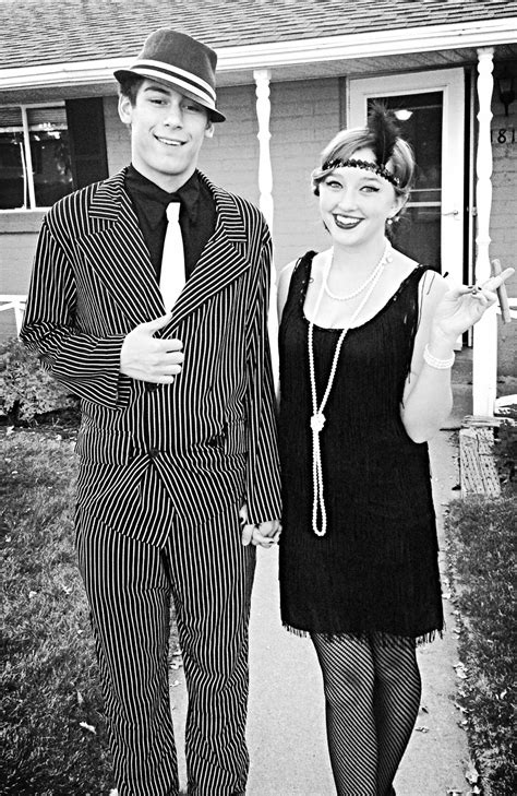 1920s Flapper Girl And Mobster Halloween Costumes Couples Costumes