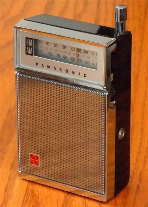 Flic Kr P 2hafquk Vintage Panasonic Transistor Radio Model Rf 617 Aka The Star