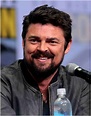 Karl Urban Biography, Net Worth, Height, Age, Weight, Family, Wiki - MY ...