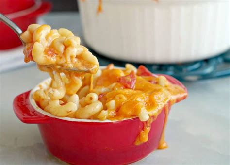 Mac And Cheese With Tomatoes Old Fashioned Food Meanderings My
