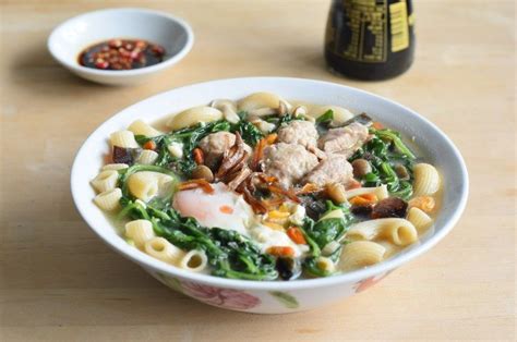 Posted on 13 february, 2017. Spinach Tri Eggs Macaroni Soup 苋菜三蛋通心粉汤 - Eat What Tonight ...