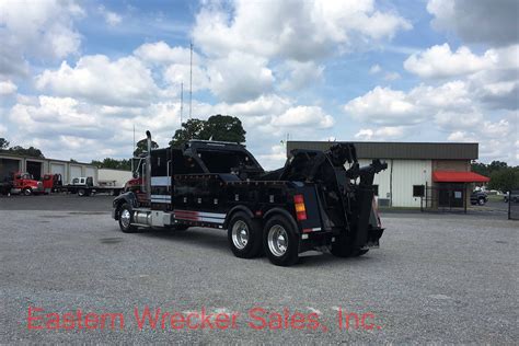 1991 International 9400 Sleeper With A Century 5030 30 Ton Heavy Duty