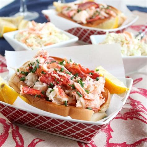 The Very Best Lobster Roll Recipe Video The Suburban Soapbox