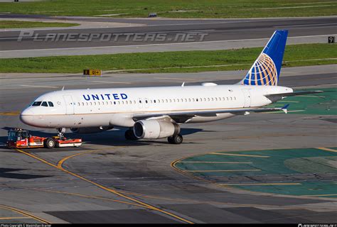 N427ua United Airlines Airbus A320 232 Photo By Maximilian Kramer Id