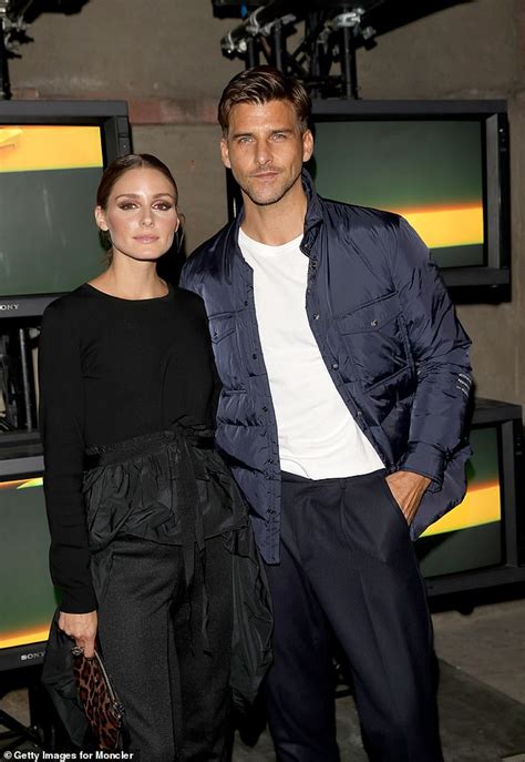 Olivia Palermo Cuddles Her Husband Johannes Huebl During Milan Fashion
