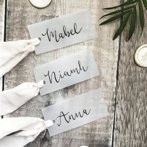 33 Unusual Wedding Place Card Ideas