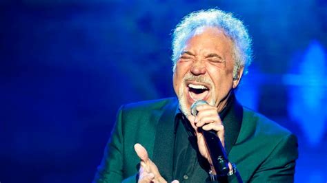 Happy Birthday Tom Jones Wird 75 Blick