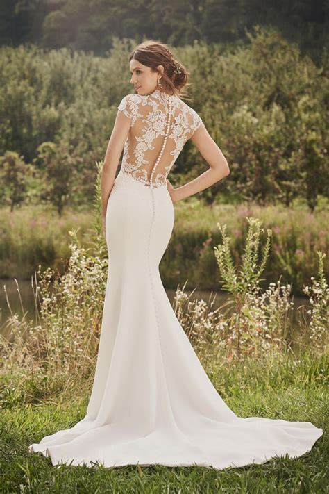 Louisa 66121 Slim Fit Wedding Dresses Lillian West Wedding Dress