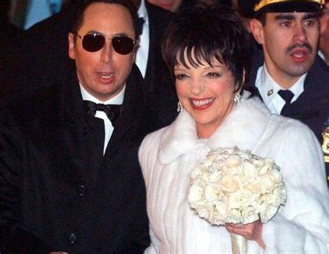 David Gest And Liza Minnelli Married In 2002 Celebrity Weddings Liza Minnelli Celebrity