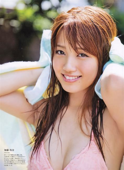 HEBIROTE AKB48 Photos Videos News AKB48 Rena Kato In The Pool On