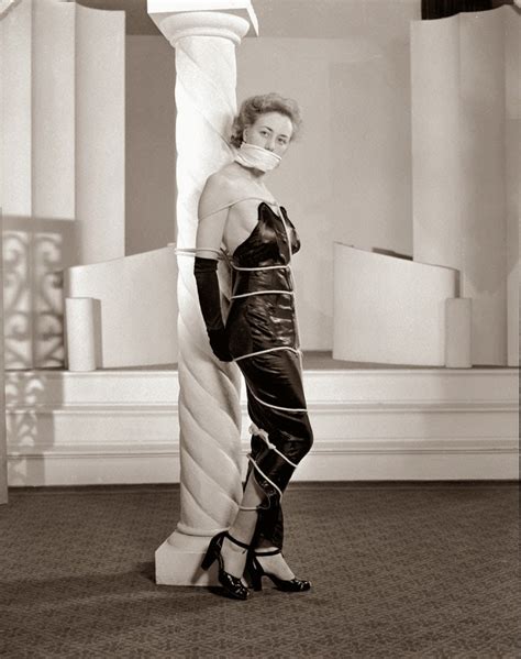 alternative bondage fashion from the 1940 s ~ vintage everyday