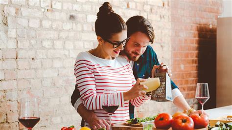 Couples Who Cook Together Stay Together Says Science