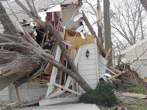 Springfield Photos More Tornado Damage Photos