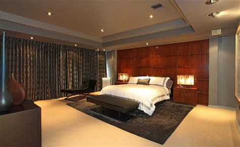 Elegant Master Bedroom Design Ideas Packing Comfort In