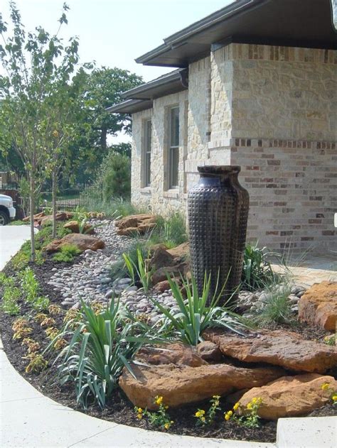 Fabulous Xeriscape Front Yard Design Ideas And Pictures 38 Read More