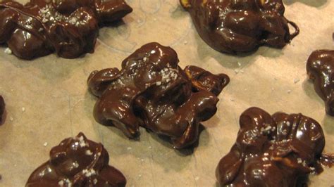 Chocolate Peanut Butter Peanut Clusters With Sea Salt Recipe