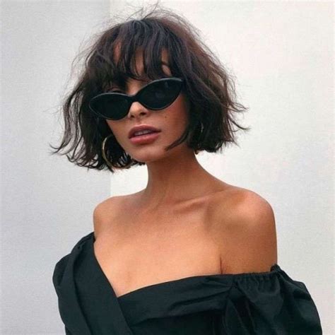 French Bob Haircuts The Key To Parisian Elegance Messy Bob