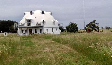 15 Weird And Wonderfully Shaped Homes Around The World