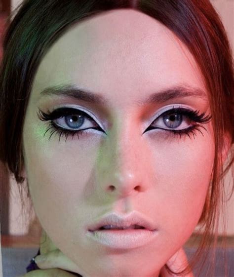 Pin By Tricia Mpisi On Vintage 70s Makeup Disco Makeup 70s Disco Makeup