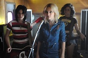 8 New High Res Images for The Runaways - HeyUGuys