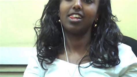 Beautiful Ethiopian Girl Dancing Eskista In Her Office Youtube