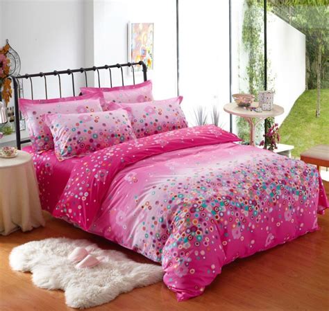 Just because they are getting older doesn't mean they cannot have cool styles and designs to brighten their rooms! Summer Bedding Sets - Home Furniture Design