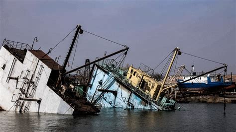 Shelling And Theft The Fate Of Foreign Ships In Mariupol Ukrainian
