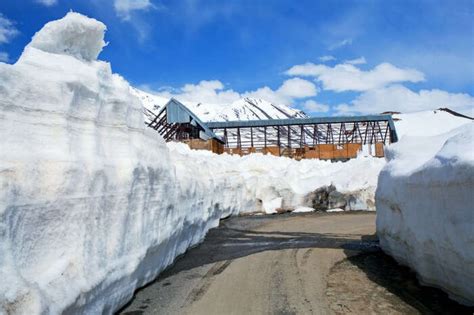 Take A Trip To Rohtang Pass In 2023 For A Great Experience