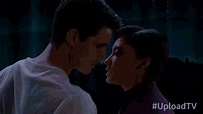 Kiss Robbie Amell GIF – Kiss Robbie Amell Nathan – Ищите GIF-файлы и ...