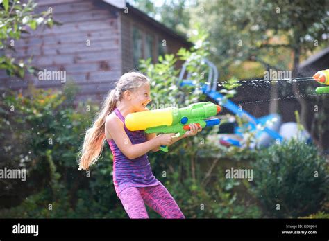 Young Girls Squirting Telegraph