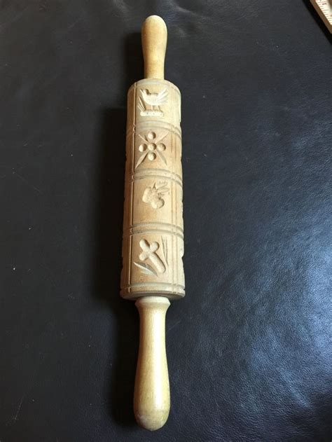 Vintage Carved Wooden Rolling Pin Etsy Rolling Pin Carving Wooden