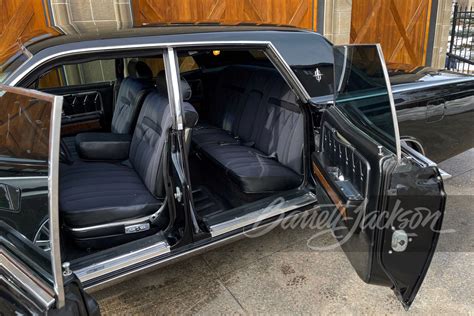 1969 Lincoln Continental Custom Sedan Interior 256900