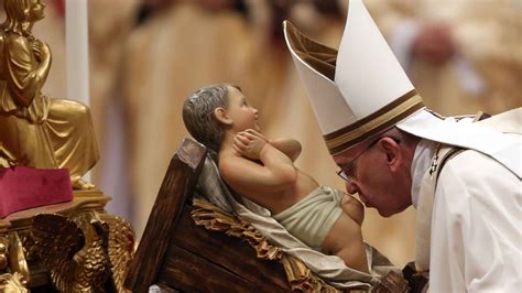 Christmas Is Here Pope Francis Welcomes Baby Jesus With Mass In St