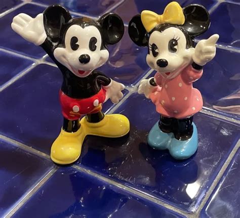 Vintage Walt Disney Mickey And Minnie Mouse Ceramic Porcelain Figurines