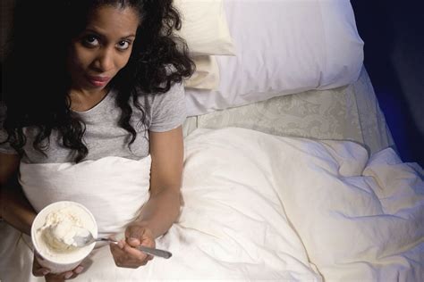 Worst Foods To Eat Before Bed
