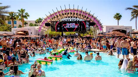 Las Vegas Pool Party Crawl — Unlock Las Vegas The Highest Rated Tour