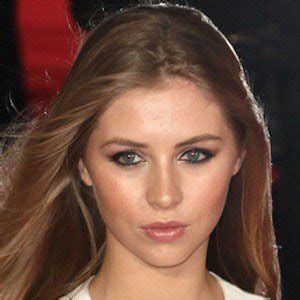 Hermione Corfield Movie Actress Age Birthday Bio Facts Family Net Worth Height More