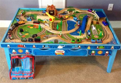 Thomas And Friends Table F Wall Decoration