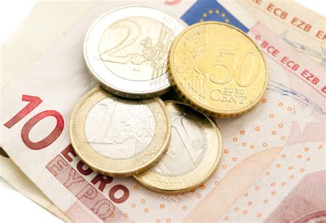 Ευρώ σε πάνω από 3 εκατ. Κοινωνικός Τουρισμός για όλους 2020- Δικαιούχοι και αίτηση ...